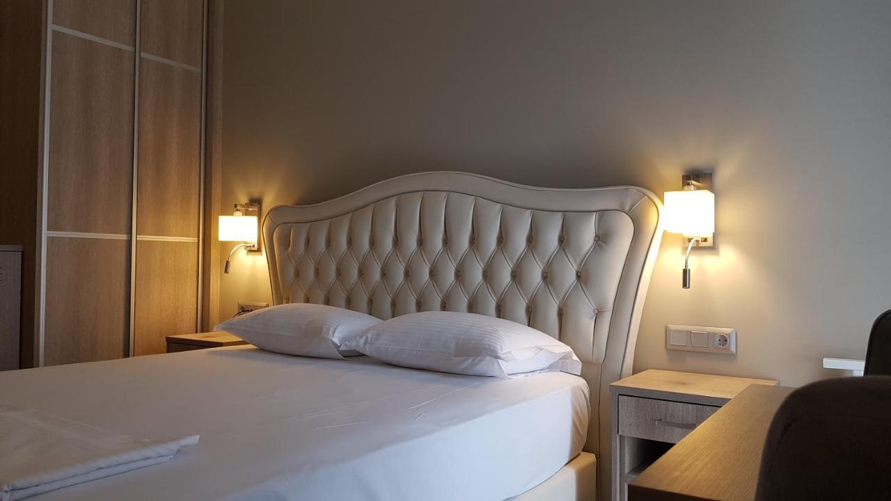 Stork Design Suites Epidaurus Ngoại thất bức ảnh
