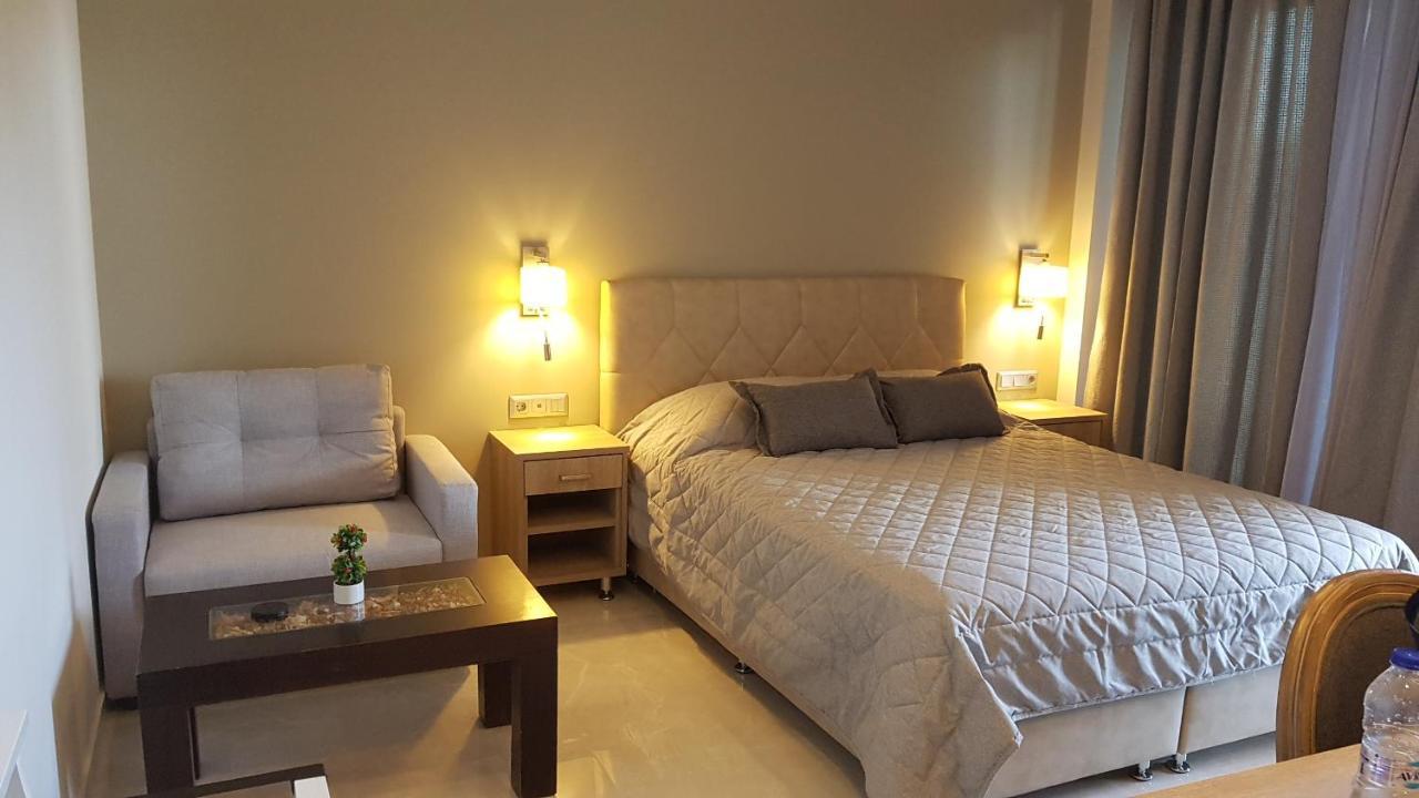 Stork Design Suites Epidaurus Ngoại thất bức ảnh